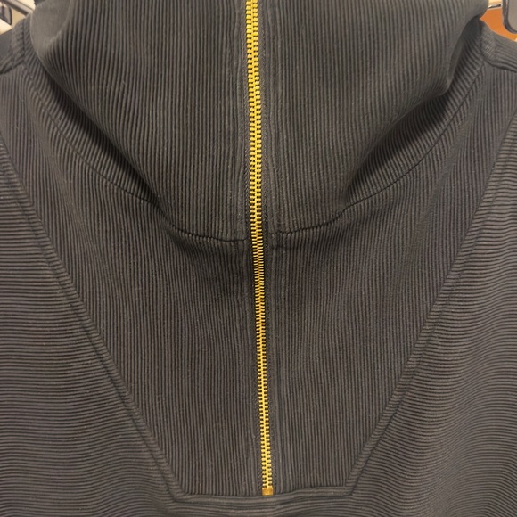 Varley Vine Half Zip Pullover {XXS} - Picture 7 of 7